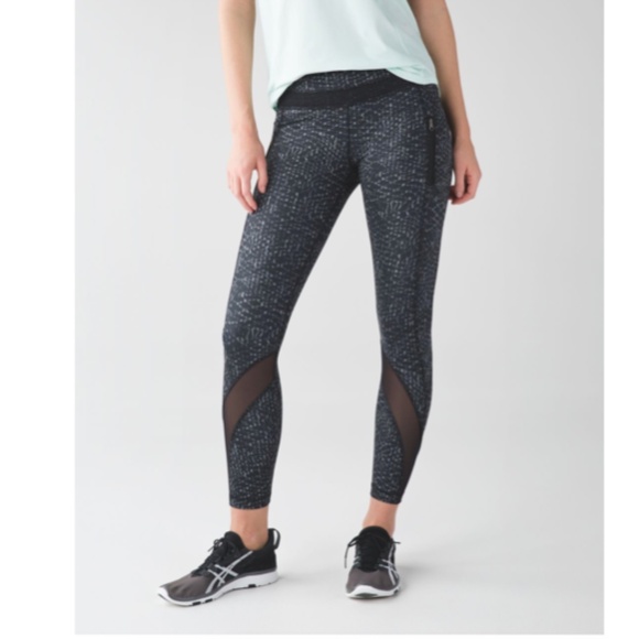 LULULEMON Inspire Tight II (Mesh) Samba Snake Battleship Black/Black Size 6 - Picture 2 of 16